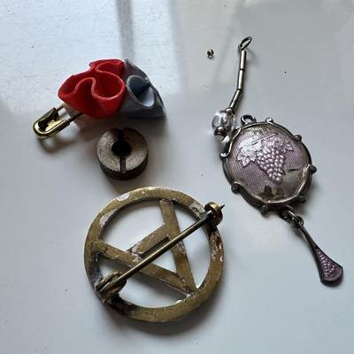 🌹外币初藏🌹🐯2026年第1场  每周二四六晚8️⃣点 接代拍 饰品小件一组