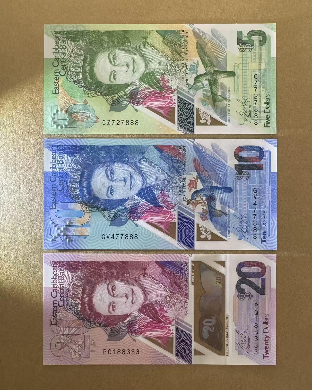 【Blue Auction】世界纸币精拍第770期——18级TOP拍卖/信誉/品质/专业/高效💫 【一组3张888和333豹子号含无47】东加勒比 5-10-20元 女王 全新UNC