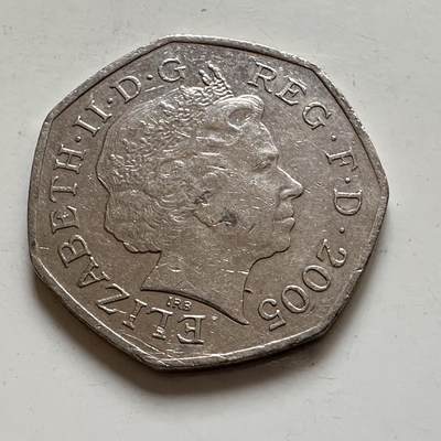 🌹外币初藏🌹🐯2026年第1场  每周二四六晚8️⃣点 接代拍 英国2005年50便士纪念币 c