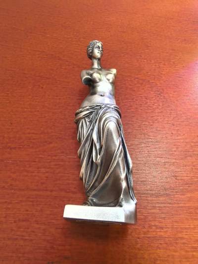 长老汇蛇年精选第九十场拍卖 - 2022喀麦隆世界雕塑系列一断臂维纳斯5000法郎异形仿古银币，3盎司999银，199枚