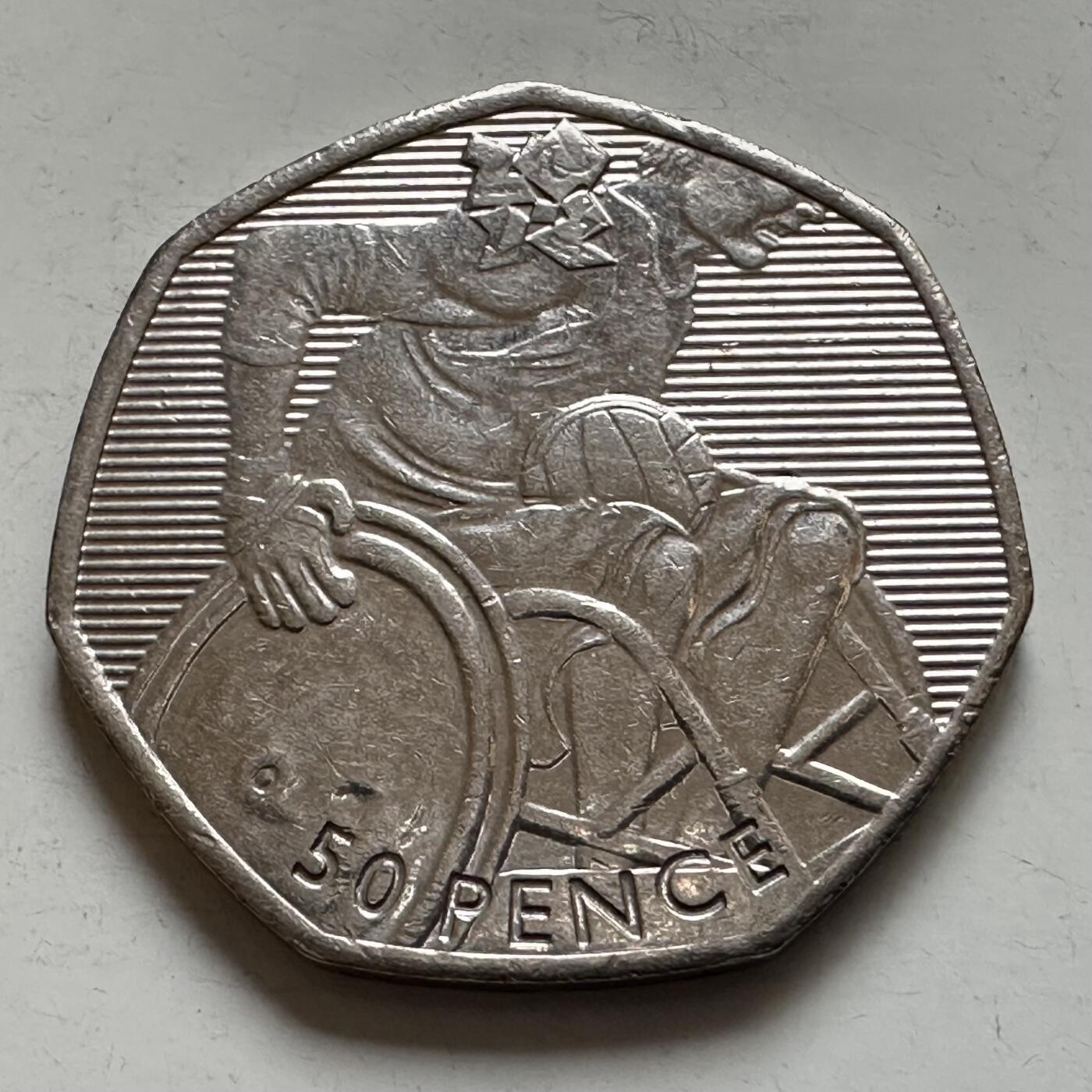 🌹外币初藏🌹🐯2026年第1场  每周二四六晚8️⃣点 接代拍 英国2011年50便士纪念币