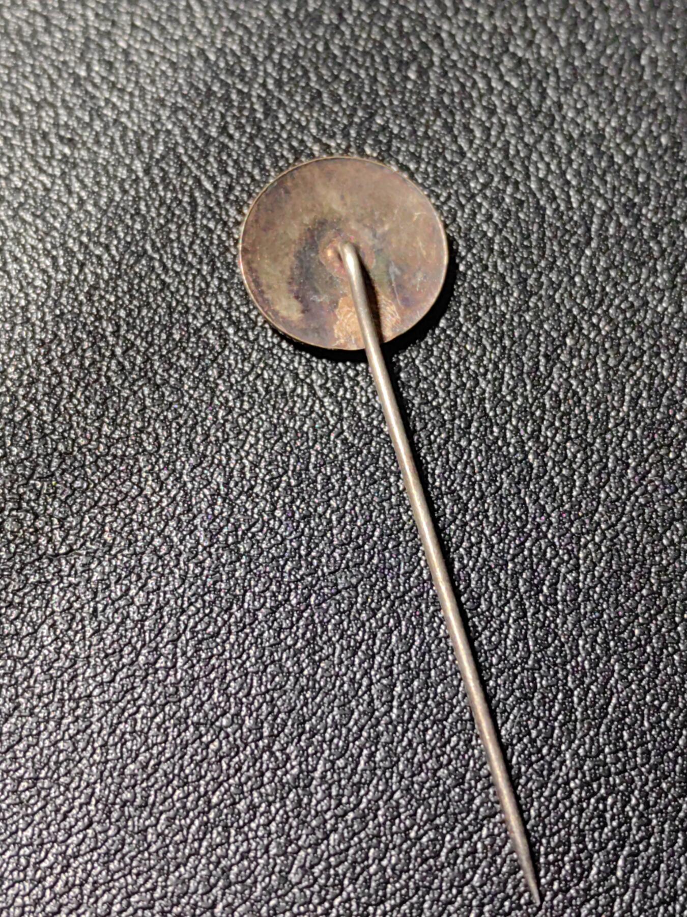 靖甫拍卖新拍第一场 不知名西欧国家左翼政党徽章 1