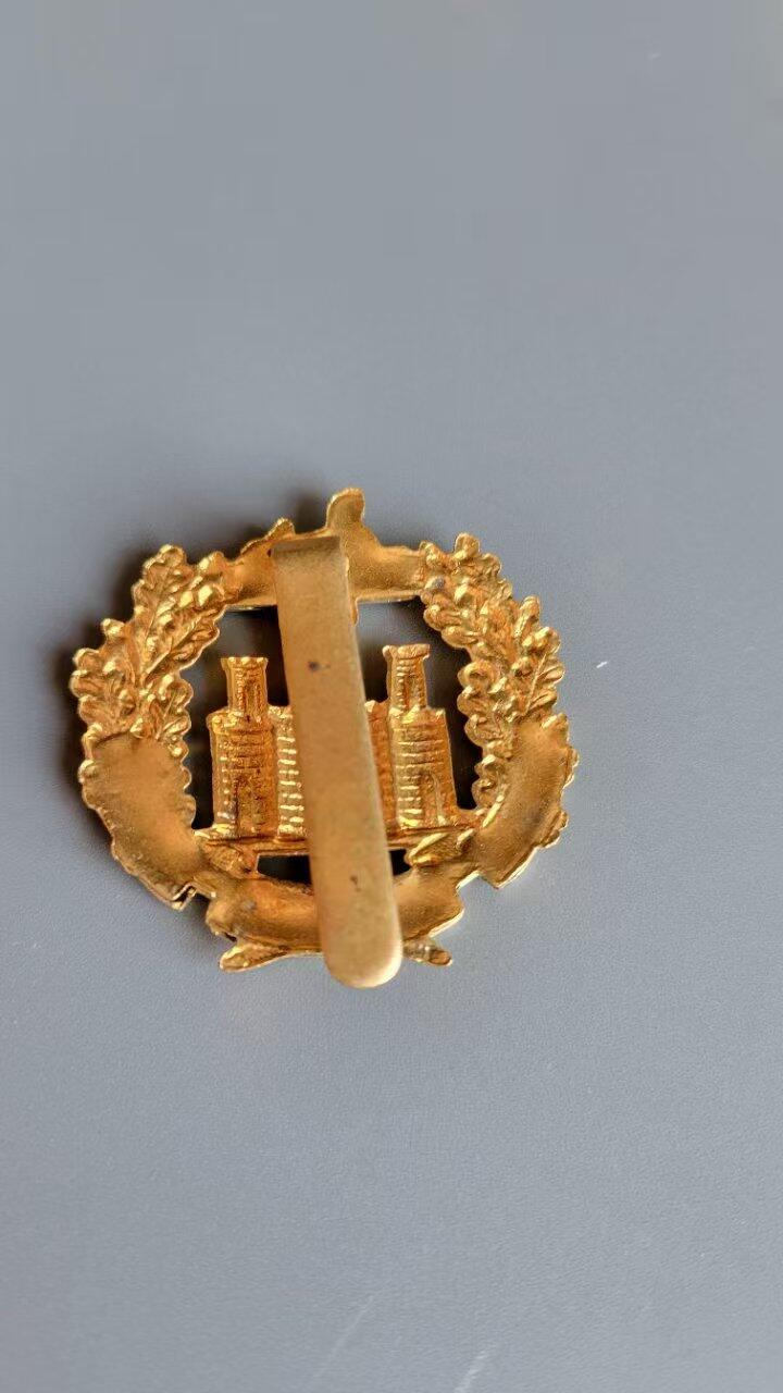 嘉宝良覃世界勋赏第21期拍卖 英国二战第八领土营帽徽