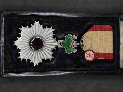 凯旋世界勋赏（第21期冬季大拍）（欢迎送拍）（对拍品有疑问请询问客服，不接受到手刀，出价默认拍品品相。请认真阅读拍卖规则！出价默认已认可！）（收到货请录制开箱视频，无视频概不处理问题。） - 六旭，带盒带略