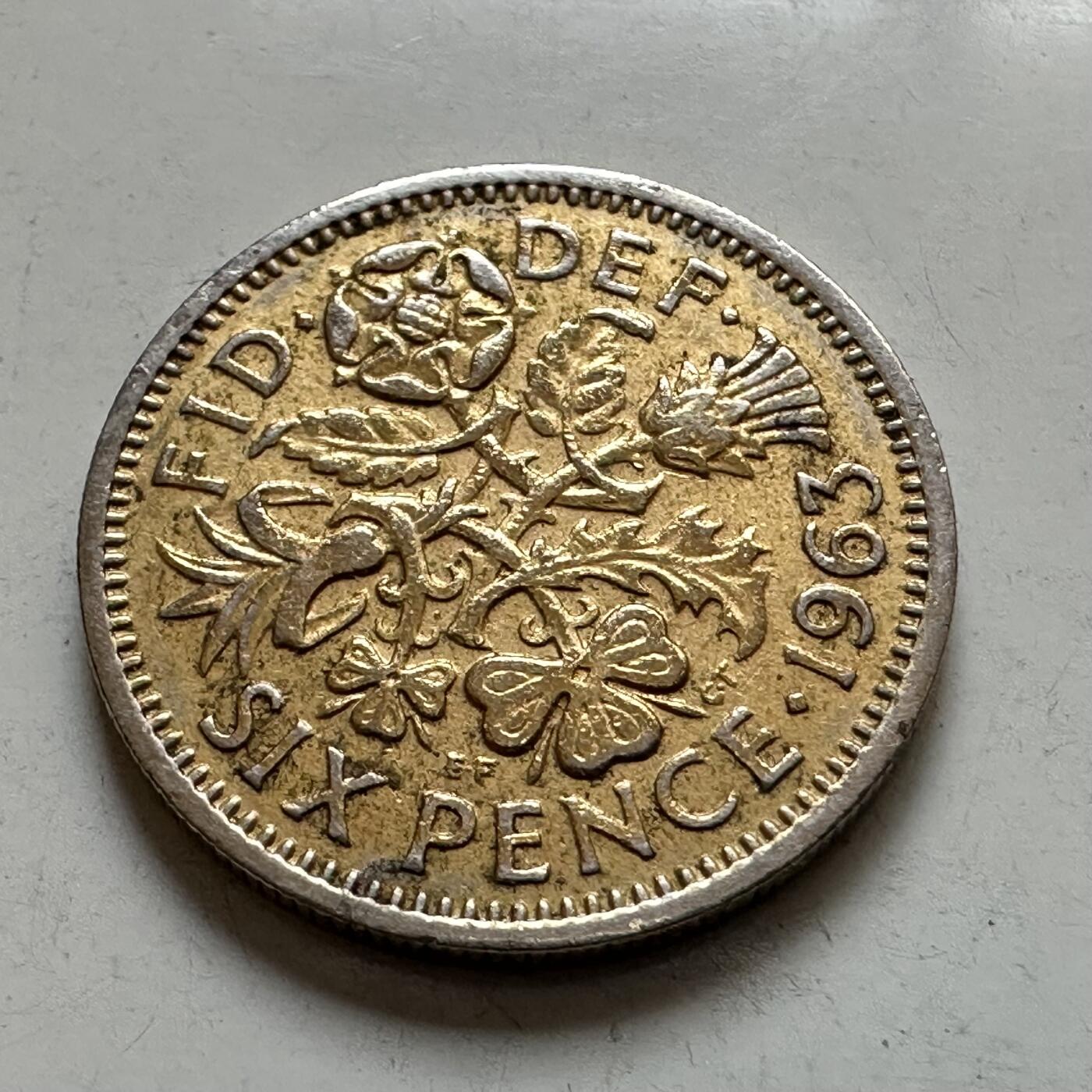 🌹外币初藏🌹🐯2026年第1场  每周二四六晚8️⃣点 接代拍 英国1963年镀金六便士