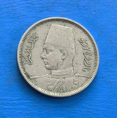 外国优质老铜币高银银币，周六九点倒数截拍，满百包邮，持续收拍 - 年埃及1938  2 米莉姆币，铸于法鲁克一世统治的王国时期，币面集阿拉伯文、双纪年（公历 1938 + 回历 1356），融合伊斯兰文化与君主符号。青铜包浆载岁月痕，见证殖民后埃及身份转型，属中东君主制货币稀缺标本，解码历史脉络，收藏兼具厚重底蕴与异域意趣 。
