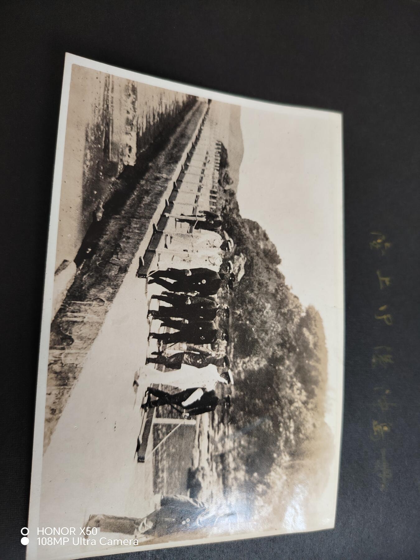 城南花开🌷84场 一本老相本（大概28张.张数不多，基本是菊花王留影和日露宣传小片）