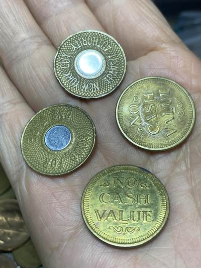 2026年第二场(总第一百七十一场）外国好品散币场(免佣金) - 英国🇬🇧娱乐代币4枚