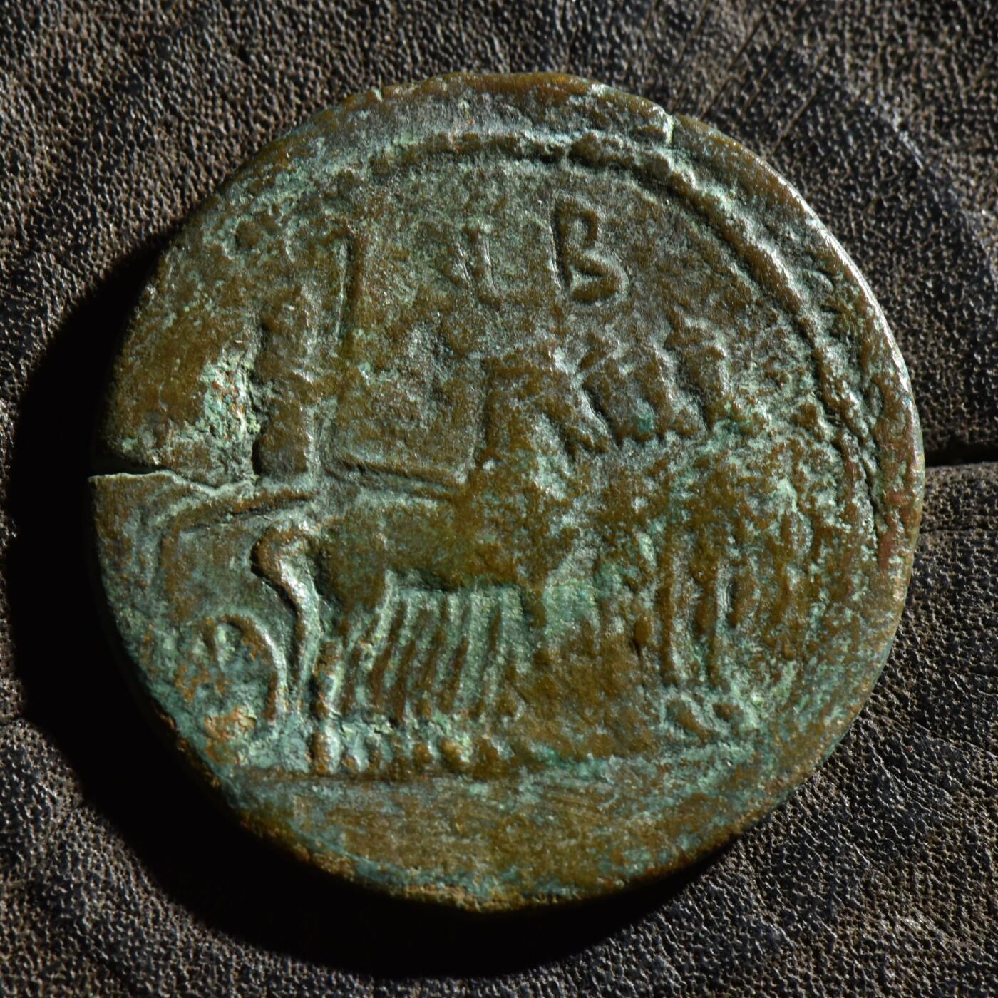 【良泉】第45期【直播场】1月15日晚19.30点开拍！ 208组，西方古代钱币、丝路古珠杂项专场 【藏家出品C】11.24克，罕见 罗马帝国埃及行省 公元117-118年 哈德良 一德拉克马大铜币