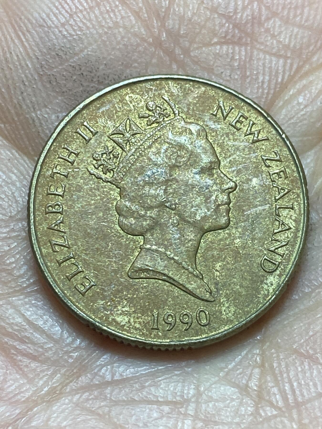 2026年第二场(总第一百七十一场）外国好品散币场(免佣金) 新西兰🇳🇿1990年1元(伊丽莎白二世中年高冠，首发年)