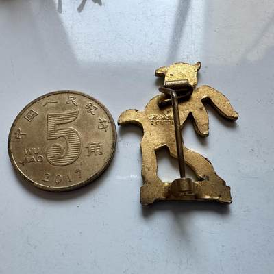 🌹外币初藏🌹🐯2026年第1场  每周二四六晚8️⃣点 接代拍 苏格兰设得兰群岛 矮种马珐琅徽章