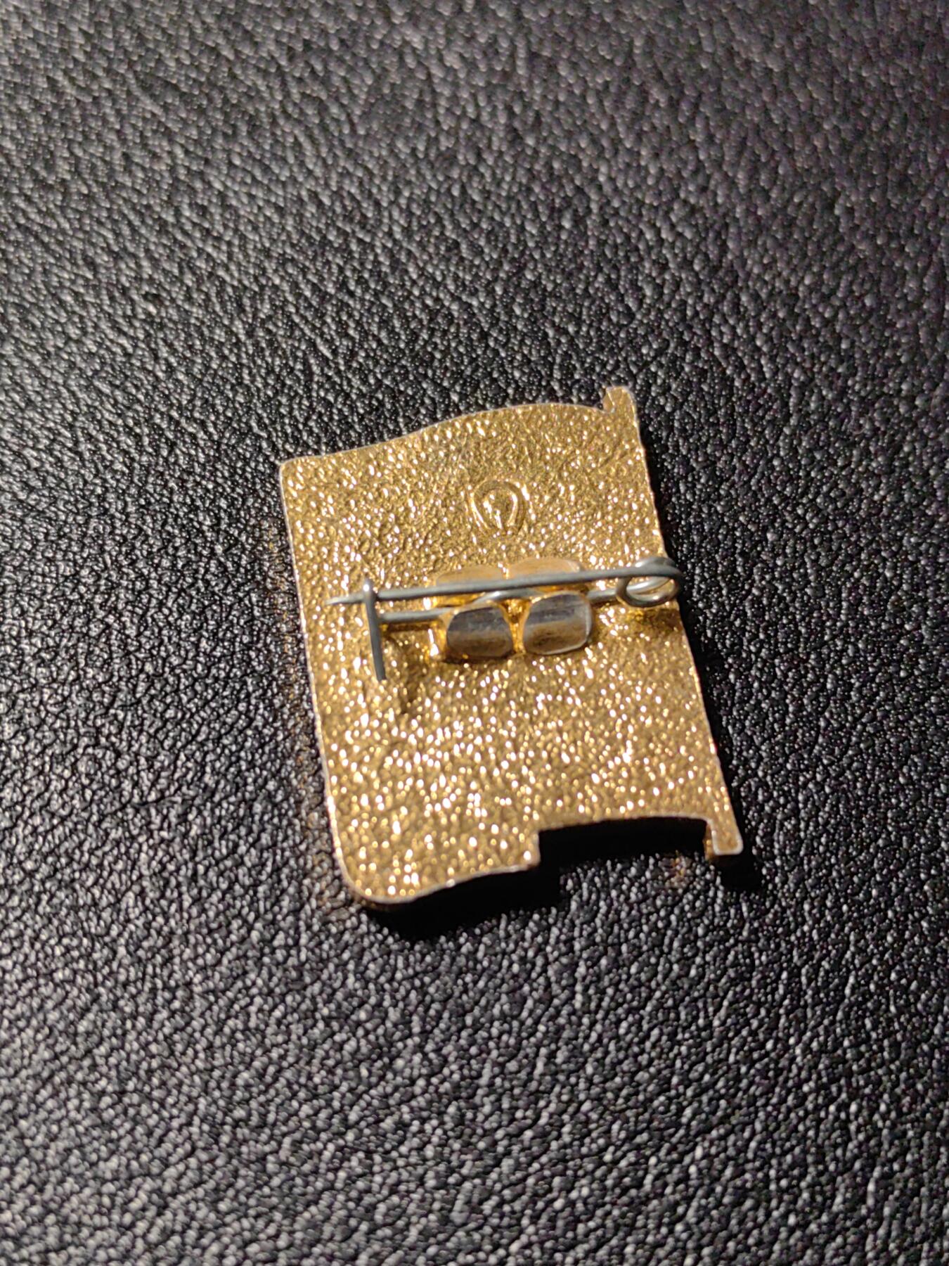 靖甫拍卖新拍第一场 苏联乌克兰区级苏维埃代表证章