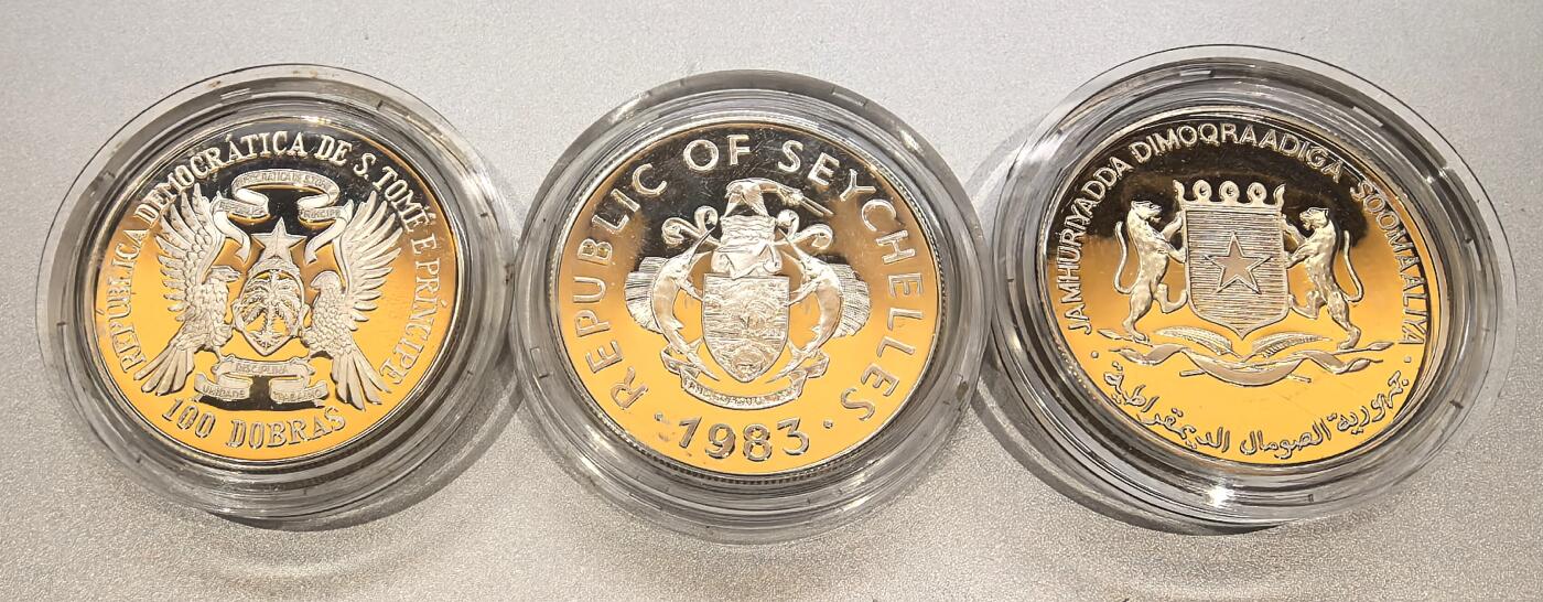 凡希社世界钱币微拍第三百十六期 塞舌尔/索马里/圣多美与普林西比渔业会议大银精铸三枚一组全品