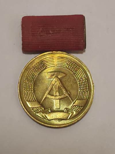 韵星假日拍卖第三十四期 -- Rimey Holidays Auction 34 - 民主德国成立四十周年纪念奖章