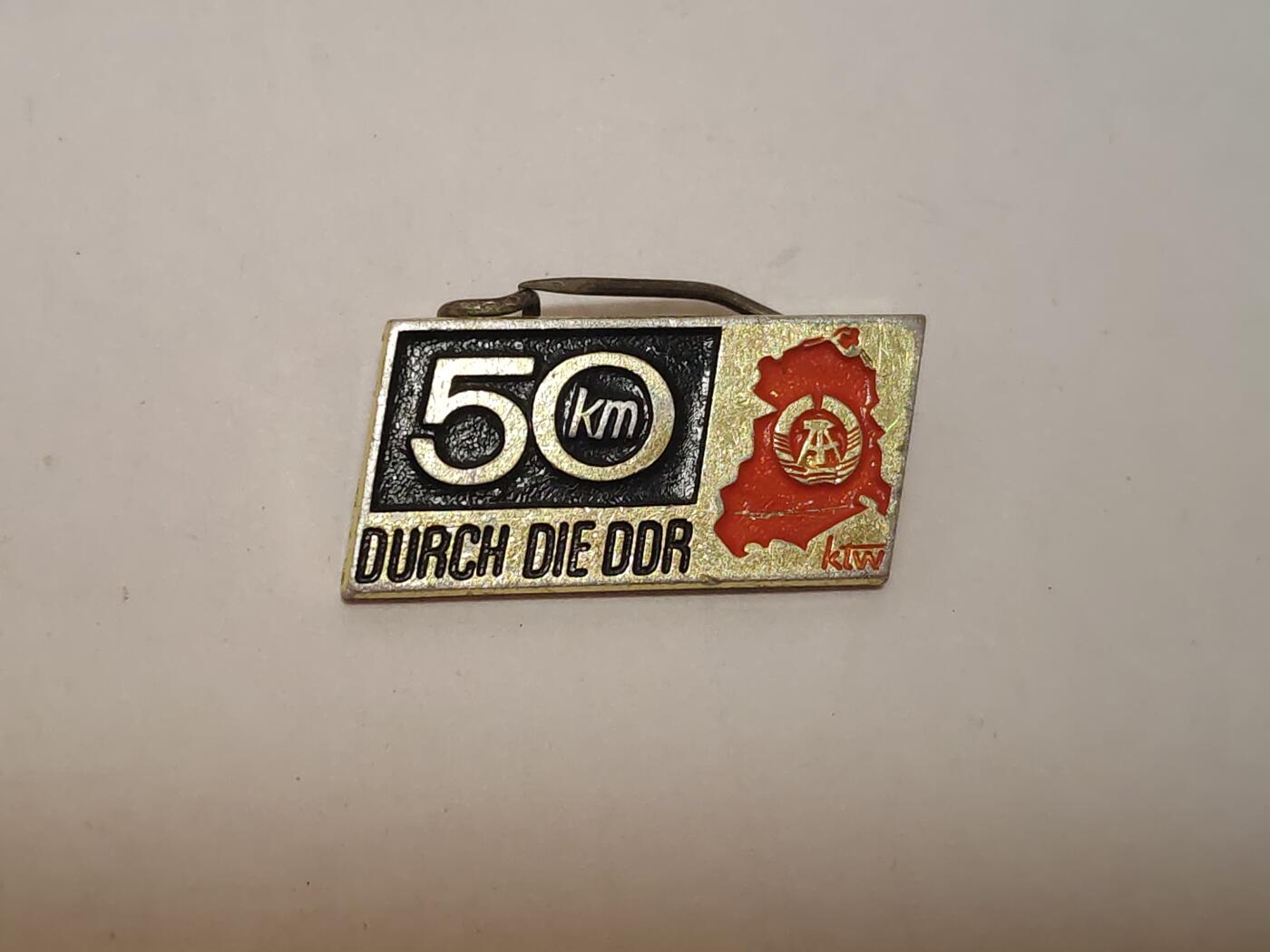 韵星假日拍卖第三十四期 -- Rimey Holidays Auction 34 民主德国50km穿越徽章