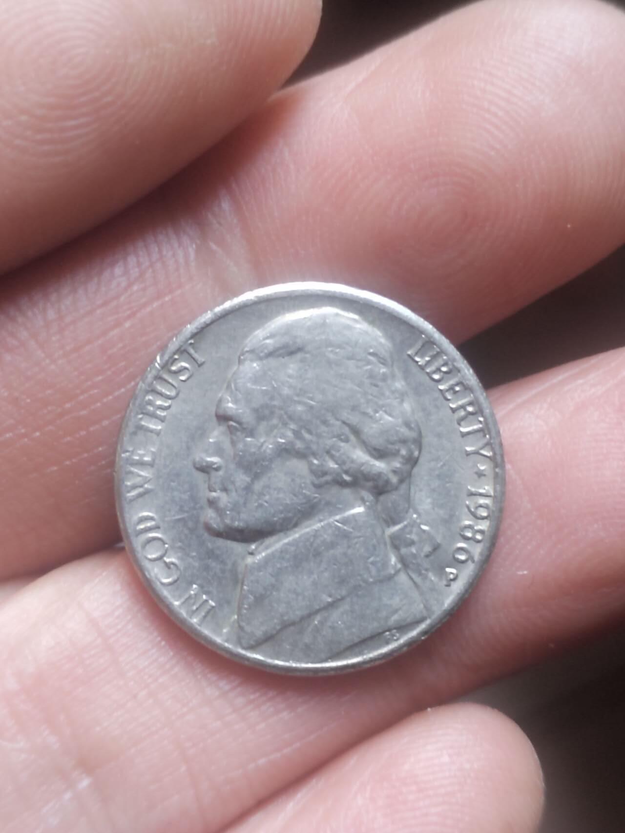 小小小钱币 1986年五美分。