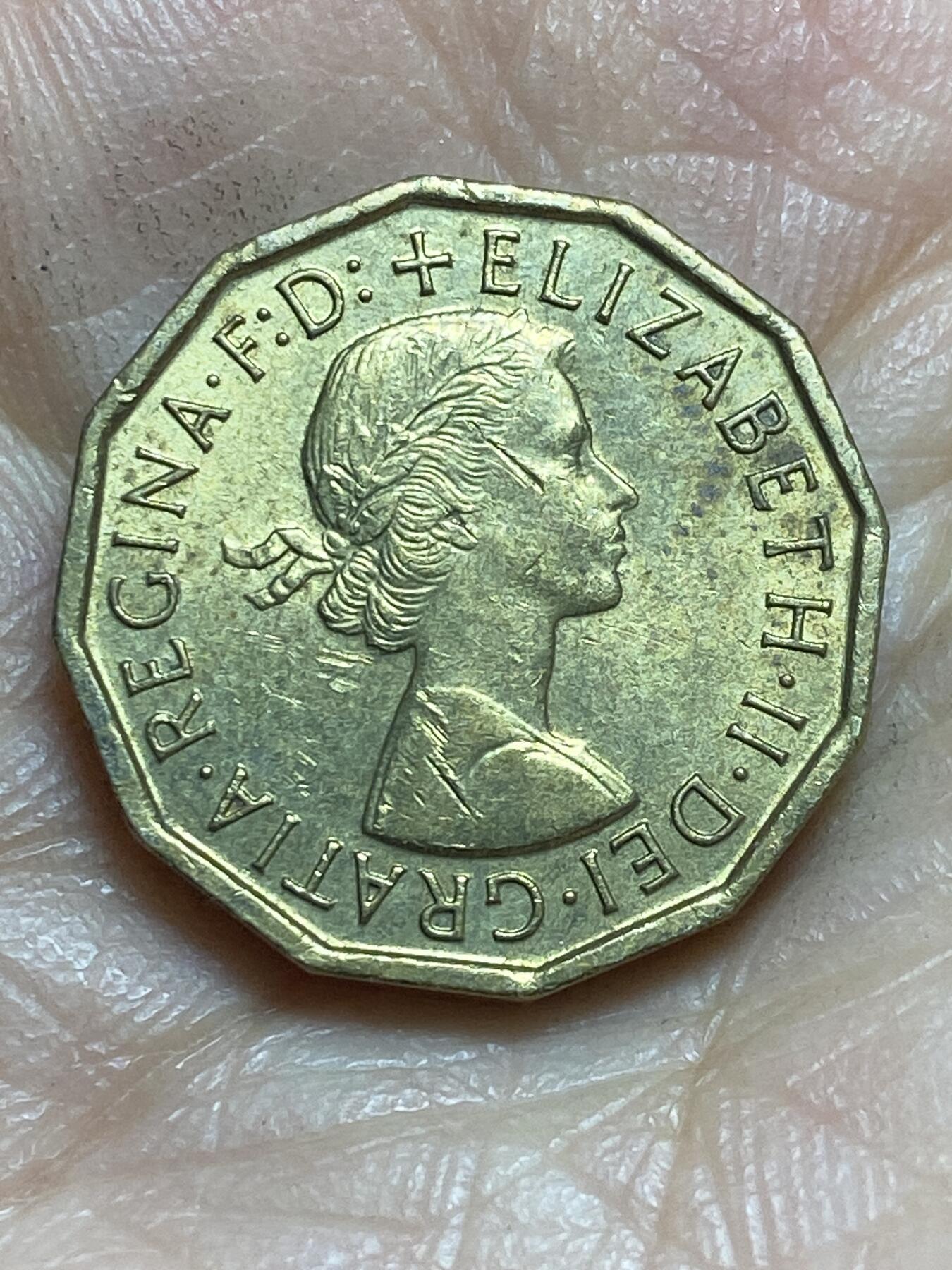 2026年第二场(总第一百七十一场）外国好品散币场(免佣金) 英国🇬🇧1967年3便士(伊丽莎白二世青年桂冠第二版，普制币关门年)