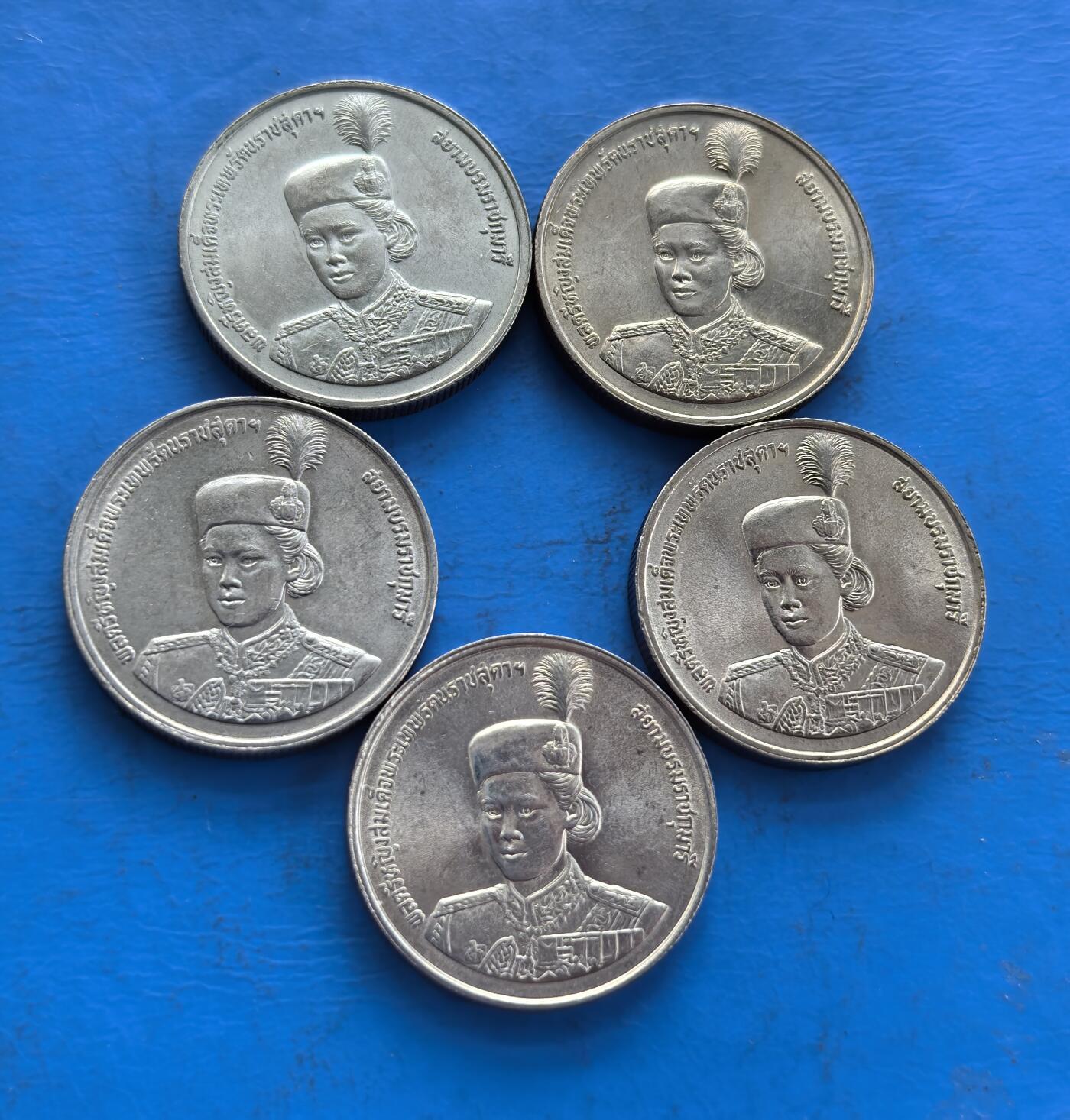 外国优质老铜币高银银币，周六九点倒数截拍，满百包邮，持续收拍 泰国纪念币5个