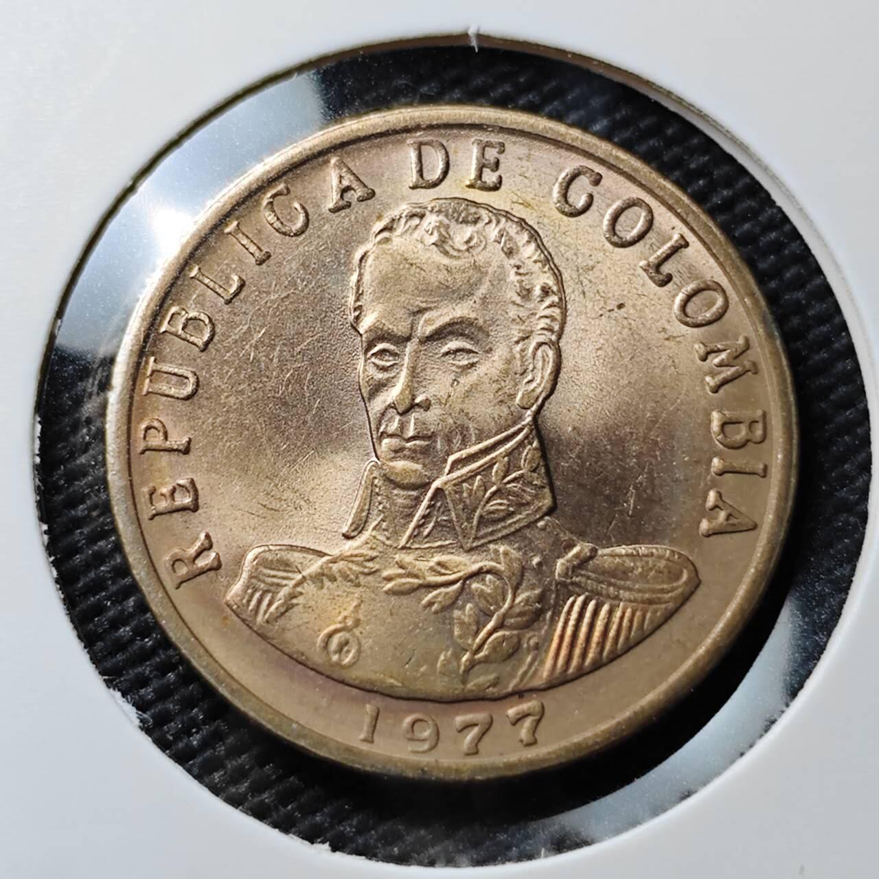 KK钱币收藏小铺 《套币 好品/批量散币专场》  2月预留时间 周末发货  1977哥伦比亚2比索 好品