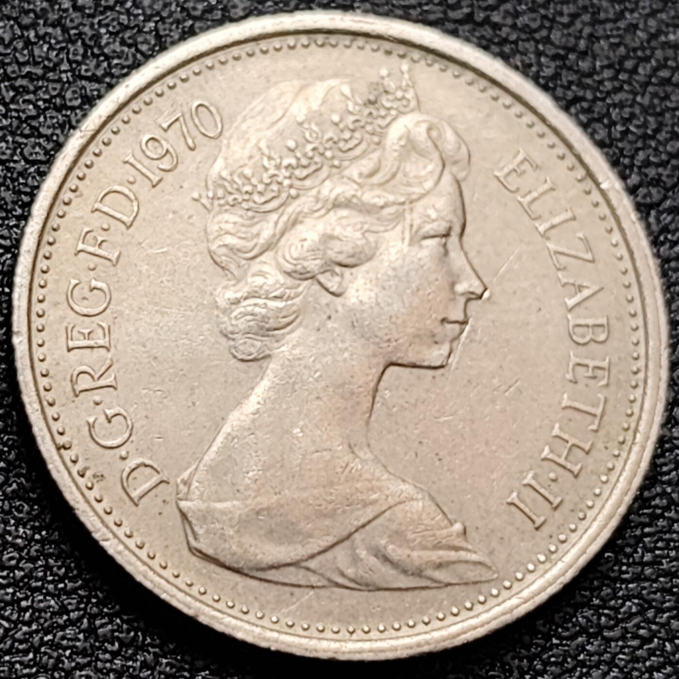 泉币菌-第157场-跨年欢乐场（特修改截拍时间为23:30分） 英国 5便士伊莉莎白二世青年女王 大版 24mm  纪念币铜钱