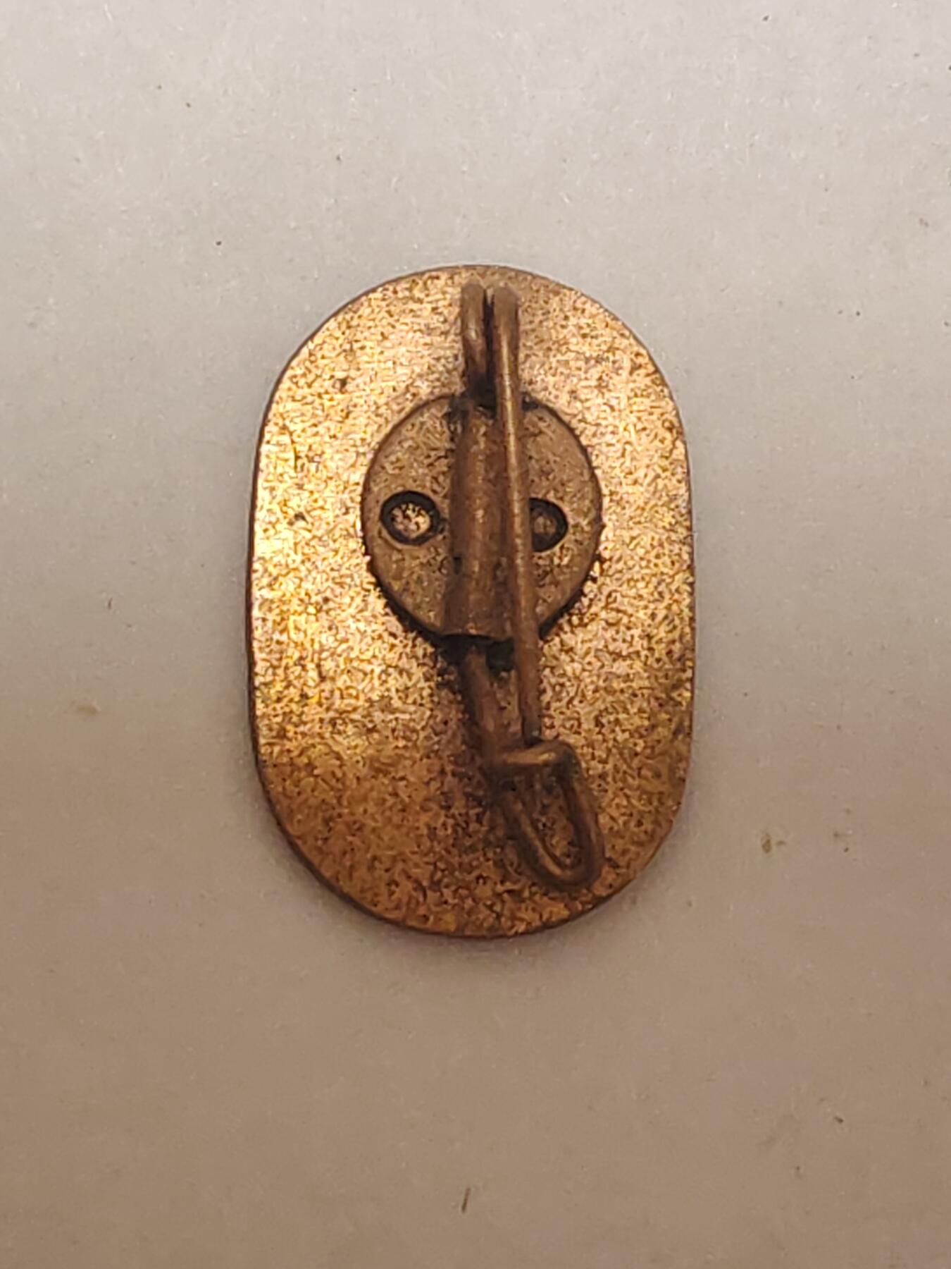 韵星假日拍卖第三十四期 -- Rimey Holidays Auction 34 民主德国柏林首都议会建设极早期1954奖章 非常少见