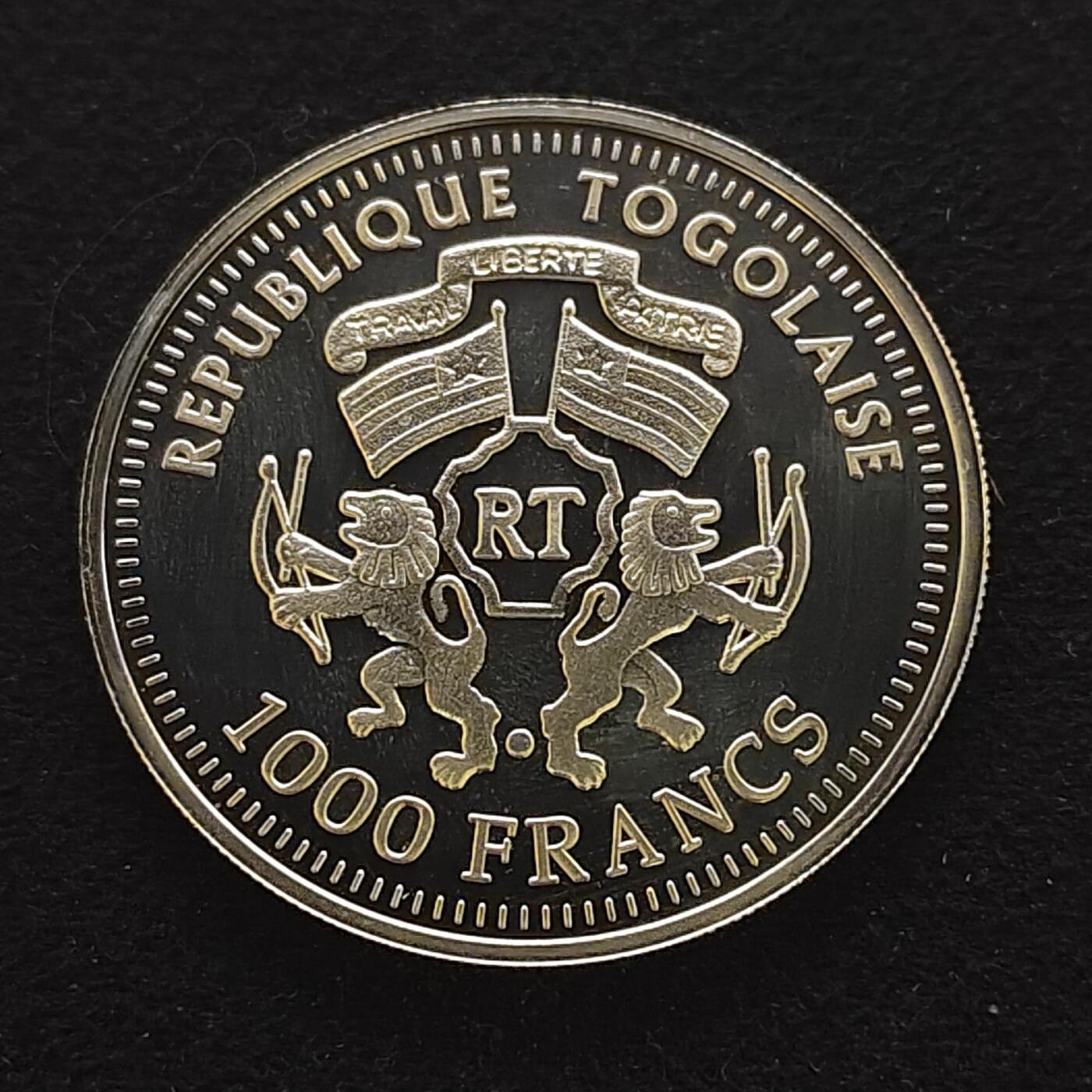 【全场包邮】纯粹捡漏拍491场（免费代拍第28场） 多哥2002年1000法郎汉堡航运精制（40毫米20克）纪念银币