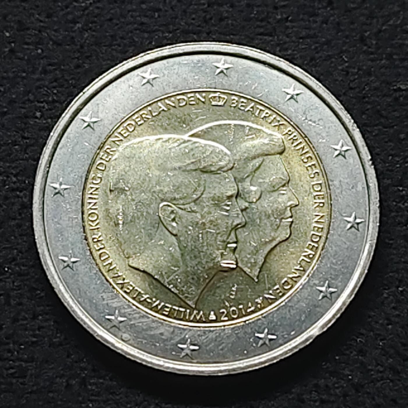 【全场包邮】纯粹捡漏拍490场（免费代拍第27场） 荷兰2014年2欧元威廉·亚历山大国王登基双色纪念币