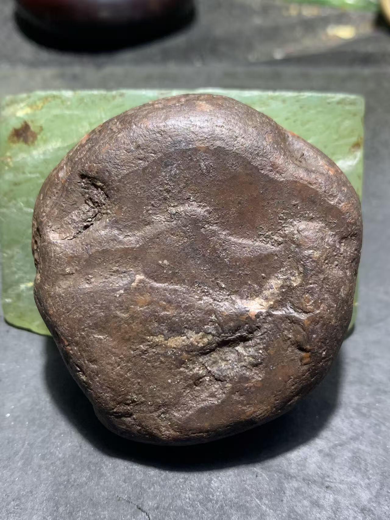 精美铁红皮开窗料南红玛瑙原石一颗