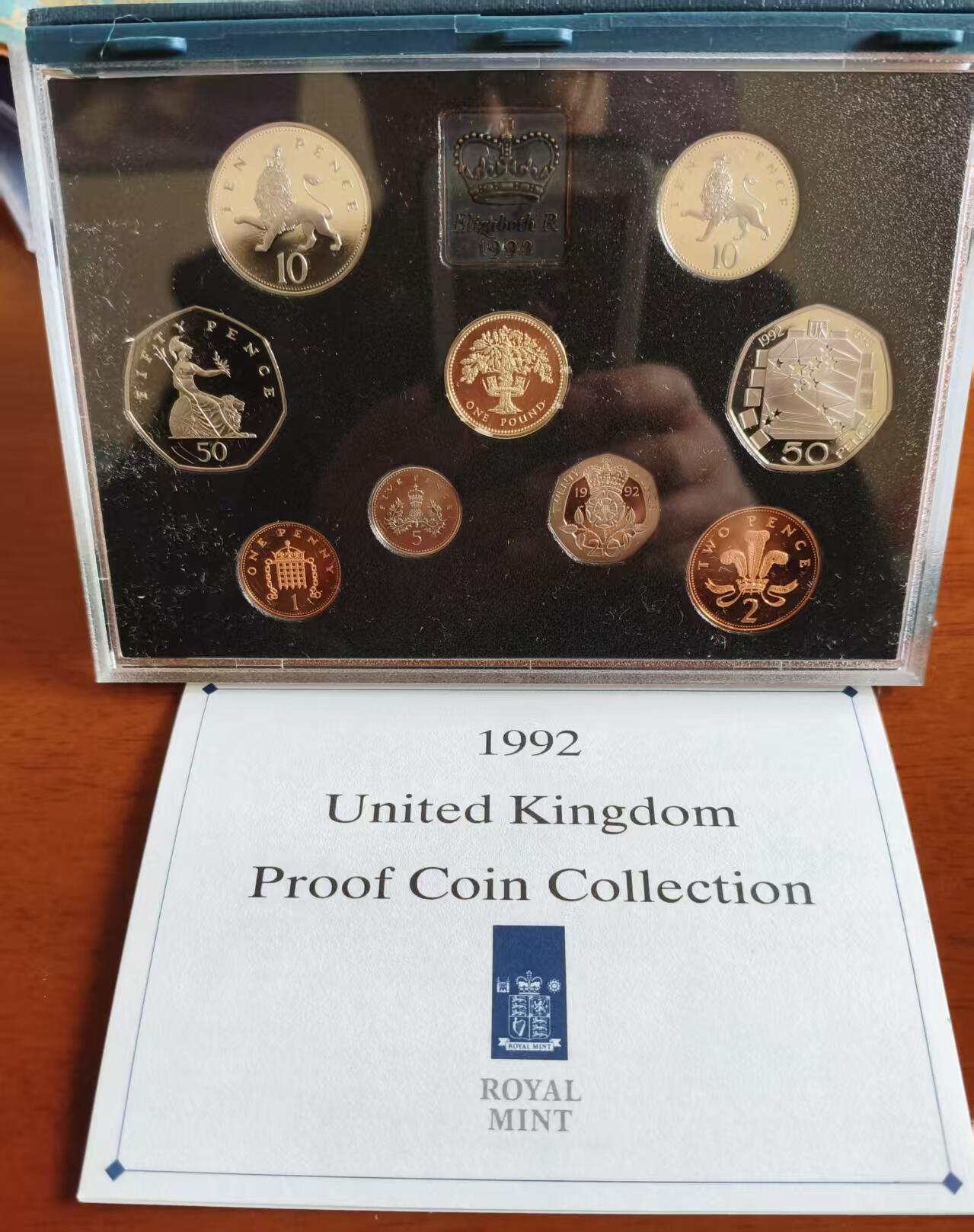 ❤️【币观天下】❤️ 第337期钱币拍卖- 2026.1.2周五晚上6点半场-长期征集拍品 英国1992年精制套币 含稀少的大50便士 欧盟轮值主席国