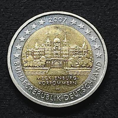 【全场包邮】纯粹捡漏拍490场（免费代拍第27场） - 德国2007年2欧元州币系列梅克伦堡-伏波默恩州施韦林城堡双色纪念币