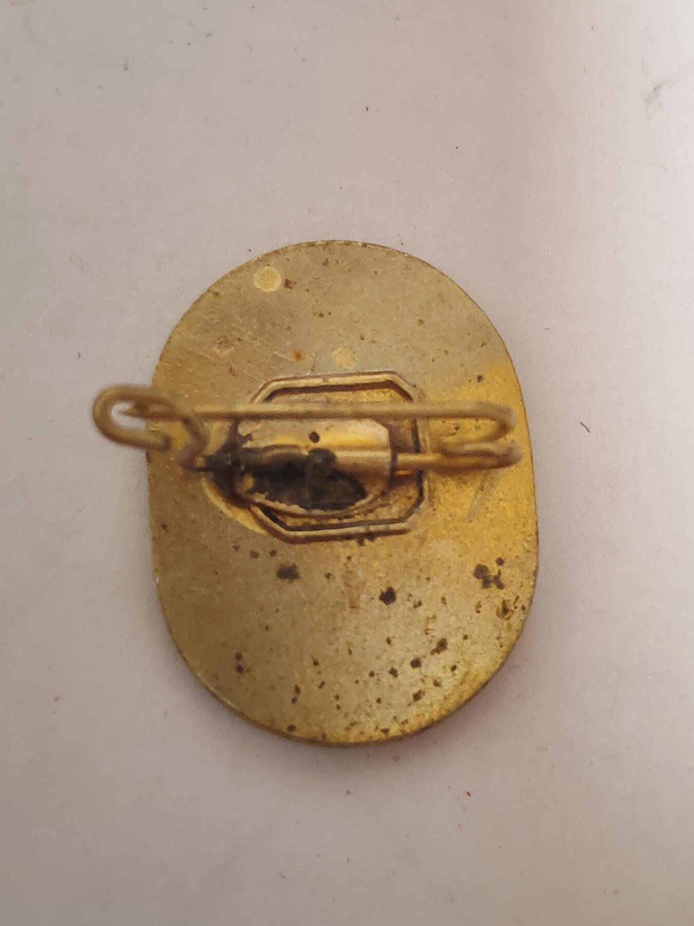 韵星假日拍卖第三十四期 -- Rimey Holidays Auction 34 民主德国波茨坦ASK证章