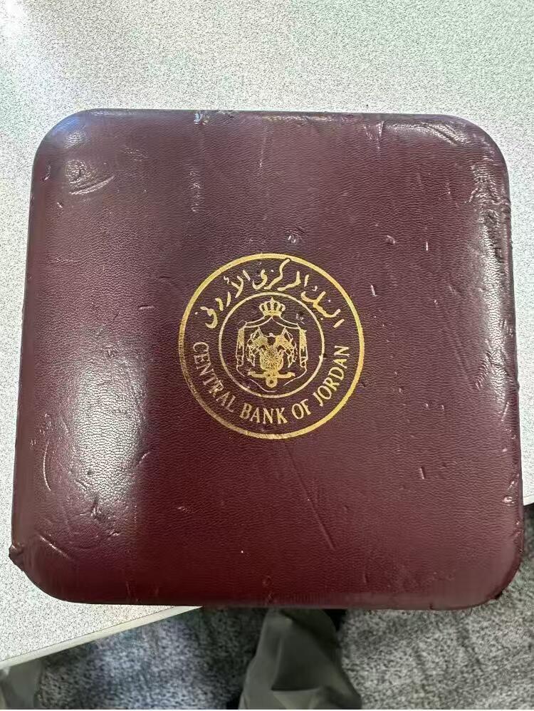 ❤️【币观天下】❤️ 第337期钱币拍卖- 2026.1.2周五晚上6点半场-长期征集拍品 约旦2007年 纪念佩特拉为世界新七大奇迹之一的超大（120克）精制铜币