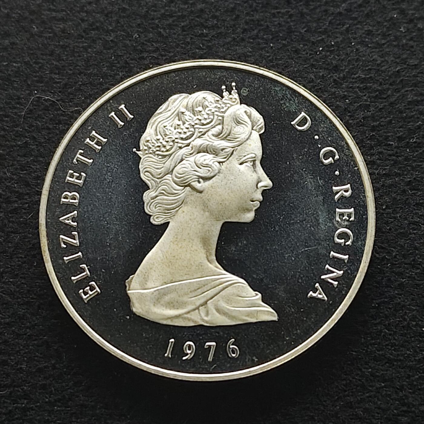 【全场包邮】纯粹捡漏拍491场（免费代拍第28场） 【少见】特克斯和凯克斯群岛1976年5克朗（38.5毫米24.24克）精制克朗型银币-量7110