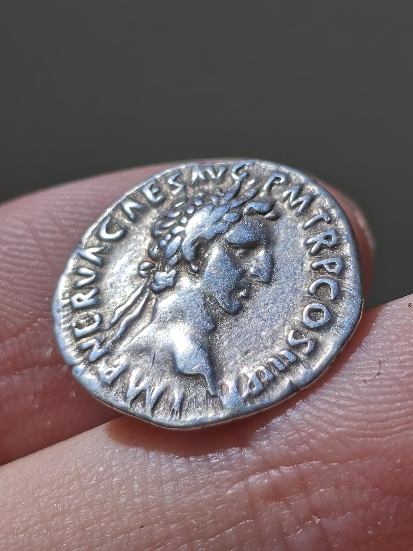 极美珍品！ 罗马帝国 公元96-98年 五贤帝涅尔瓦 第纳尔银币，非常罕见的银币，五贤帝最大的拦路虎，老牌名誉品