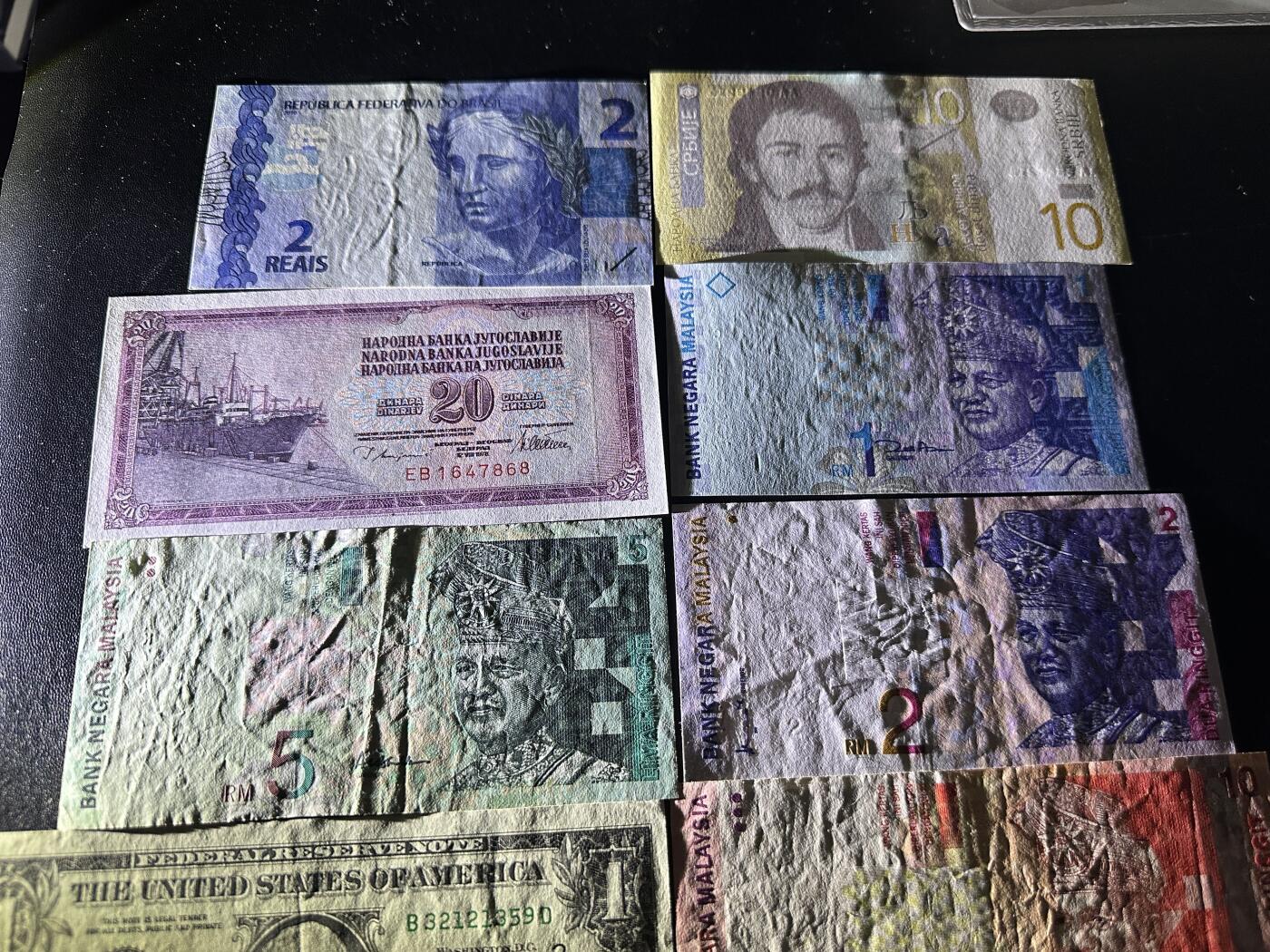 《外钞收藏家》第五百九十八期（2026年新年第一场）（本平台长期征集拍品、欢迎藏友们联系合作） 巴西、马来西亚、美元、澳门、新加坡、日本等12张一起 非全新 品相如图