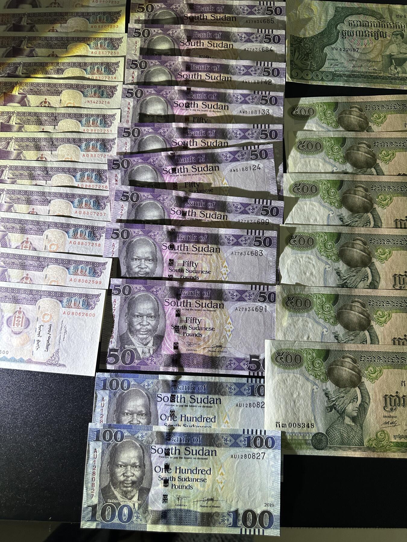 《外钞收藏家》第五百九十八期（2026年新年第一场）（本平台长期征集拍品、欢迎藏友们联系合作） 缅甸、蒙古、南苏丹、柬埔寨等几十张纸币一起 大部份全新 柬埔寨有几张非全新