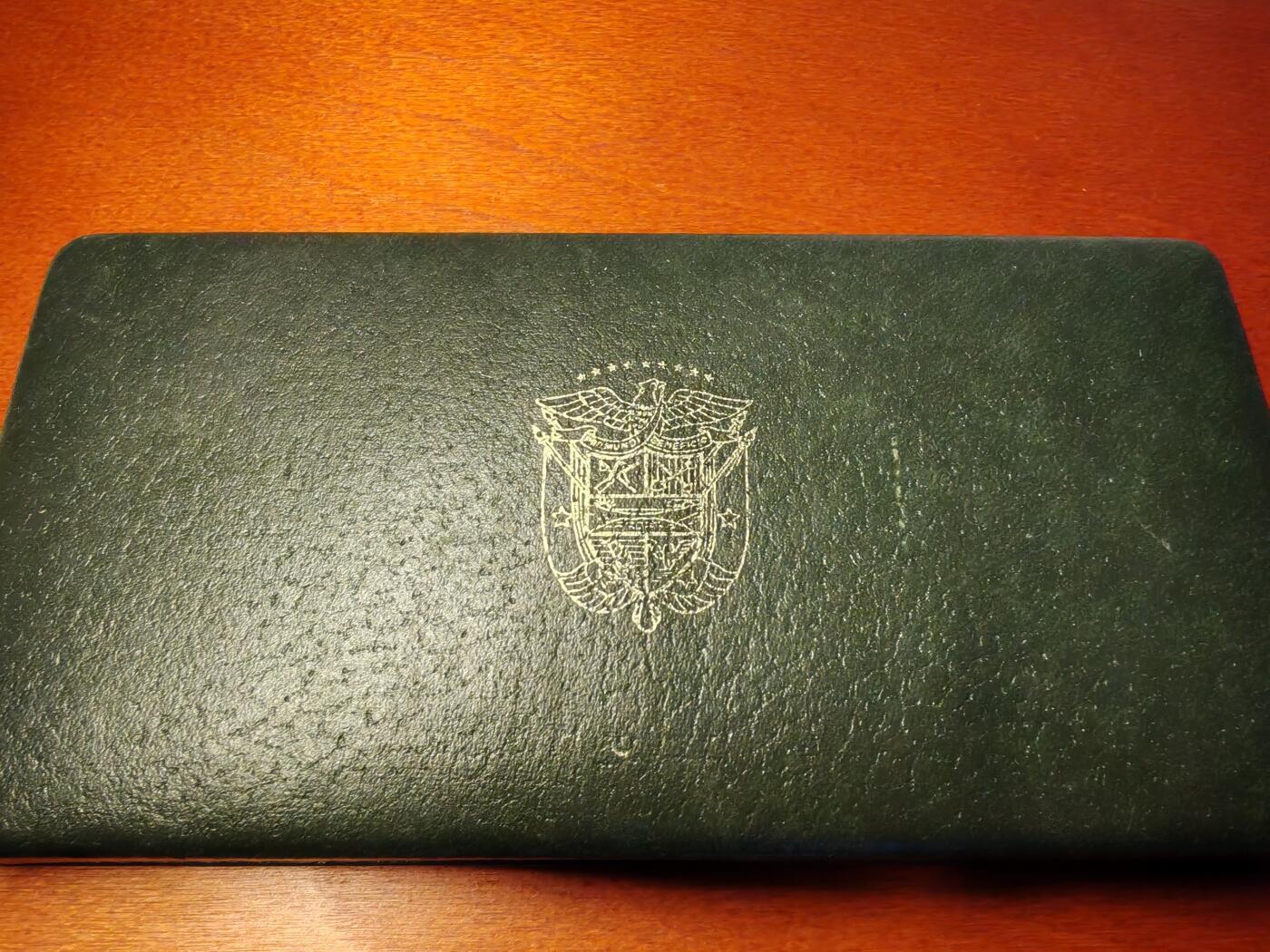 长老汇蛇年精选第九十场拍卖 1974巴拿马6枚精制银币套装，含大银币1枚，26.73克900银，有盒无证，量少年份