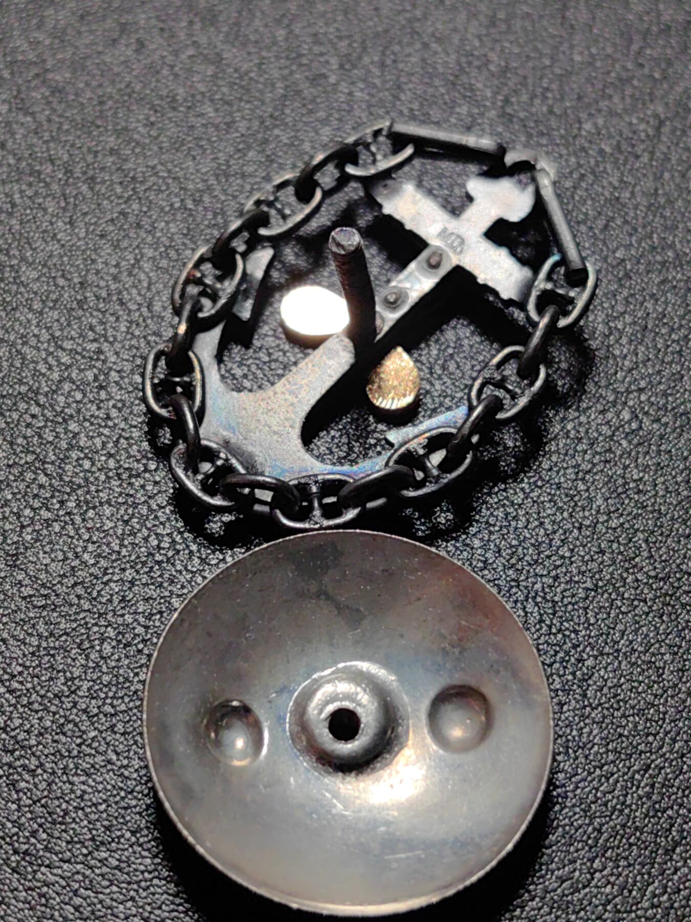 靖甫拍卖新拍第一场 苏联远洋机械师证章 库存品