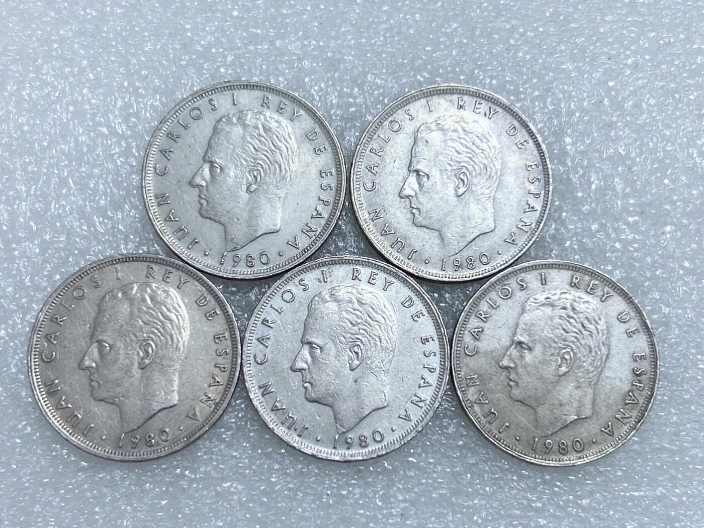 第一海外回流一元起拍收藏 散集专场  第285期 西班牙世界杯足球25比塞塔硬币 5枚