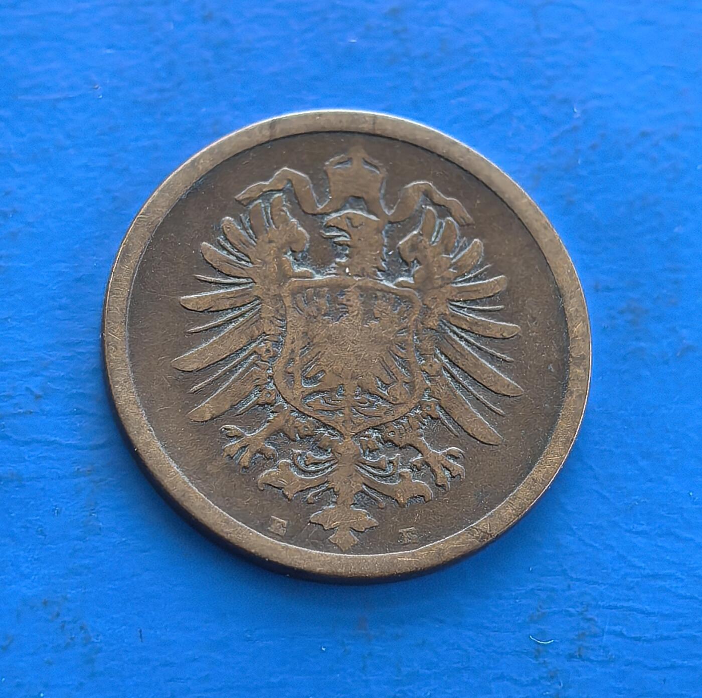 外国优质老铜币高银银币，周六九点倒数截拍，满百包邮，持续收拍 德意志帝国1875 年 2 芬尼铜币E版，诞生于德国统一后初创阶段。正面镌帝国名号与面值，背面帝国鹰徽凝萃统一权威，铜质包浆载百年痕迹。见证近代德国货币体系发端，属欧洲古典币标本，解码帝国崛起脉络，收藏兼具历史厚重与统一符号意趣 。