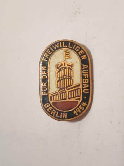 韵星假日拍卖第三十四期 -- Rimey Holidays Auction 34 - 民主德国柏林首都议会建设极早期1954奖章 非常少见