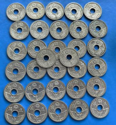 外国优质老铜币高银银币，周六九点倒数截拍，满百包邮，持续收拍 - 日本昭和九年-昭和十一年五钱32个，90克