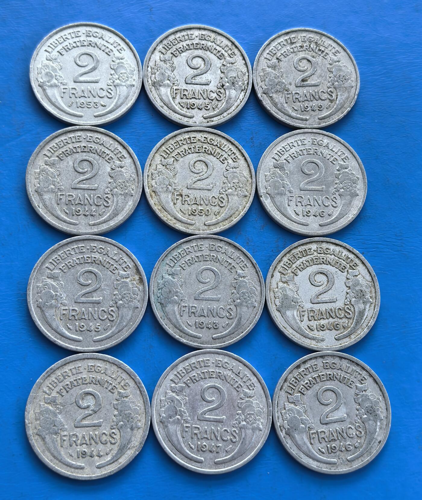 外国优质老铜币高银银币，周六九点倒数截拍，满百包邮，持续收拍 法国2法郎12个