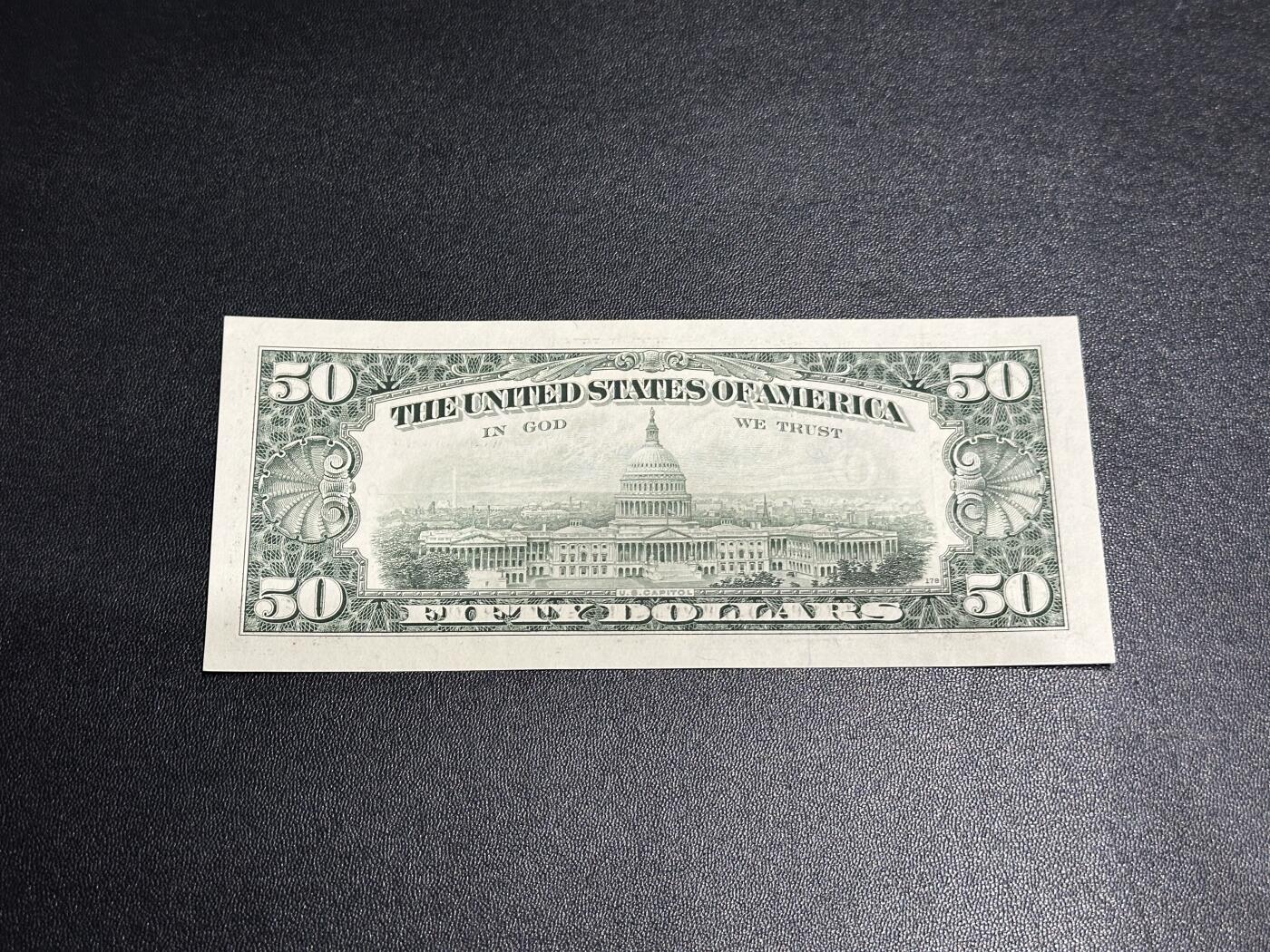 《外钞收藏家》第五百九十八期（2026年新年第一场）（本平台长期征集拍品、欢迎藏友们联系合作） 1990年美国小头版50美元 补号 全新UNC