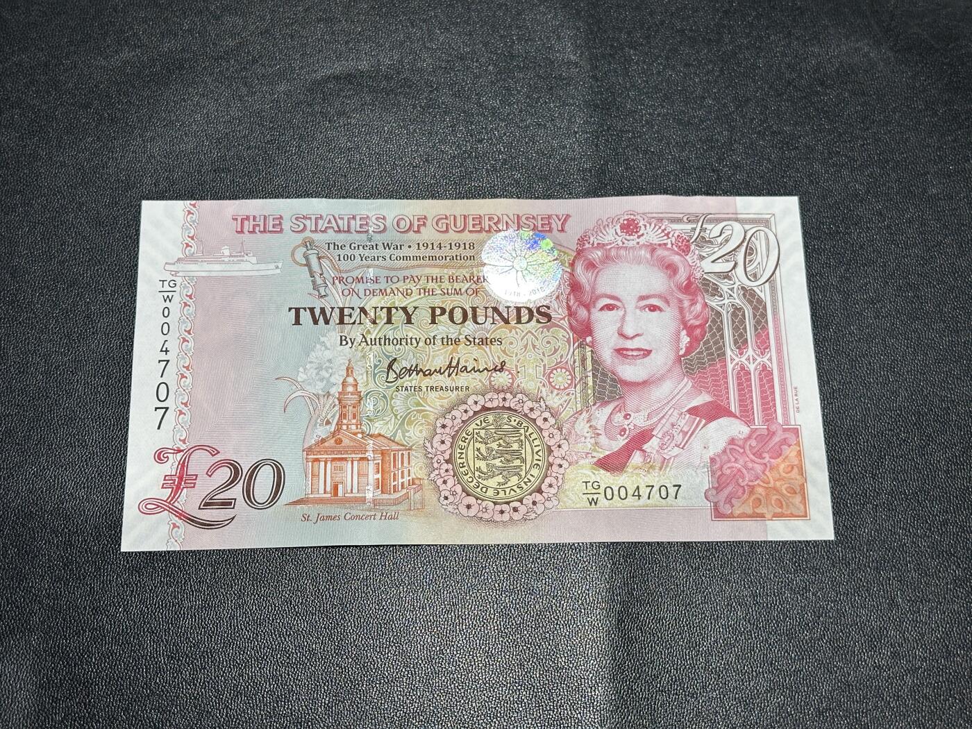 《外钞收藏家》第五百九十八期（2026年新年第一场）（本平台长期征集拍品、欢迎藏友们联系合作） 2018年格恩西20镑 纪念钞 千位号 全新UNC