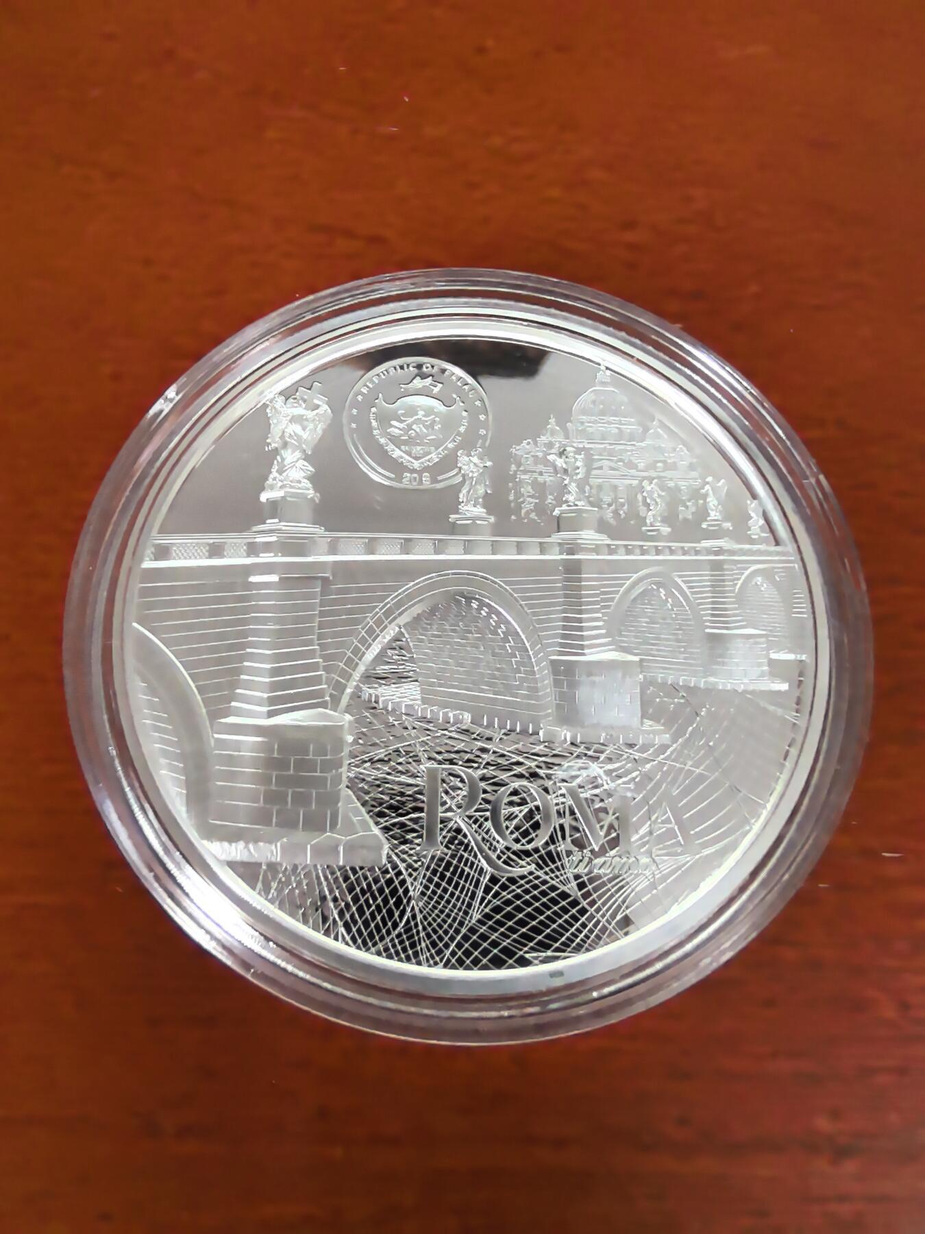 长老汇蛇年精选第九十场拍卖 2022帕劳罗马蒂凡尼20元镶嵌3盎司精制银币，盒证全，999枚