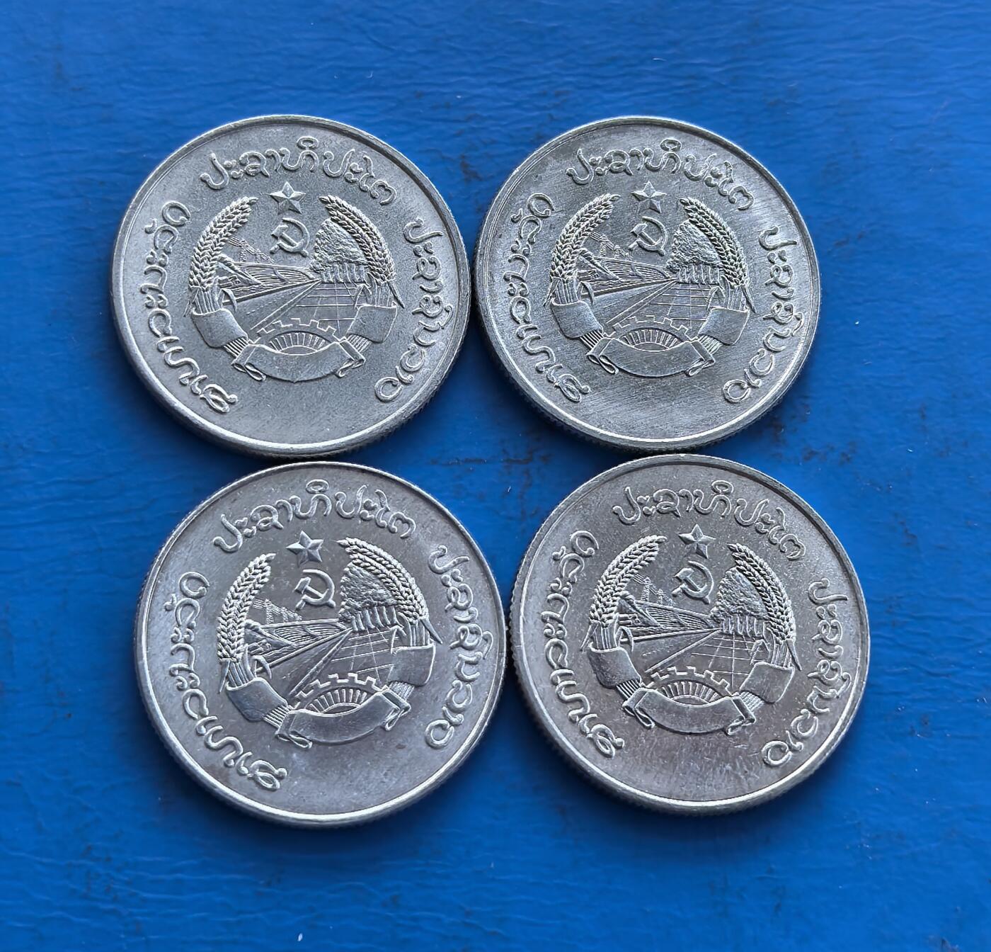 外国优质老铜币高银银币，周六九点倒数截拍，满百包邮，持续收拍 老挝1980年4个