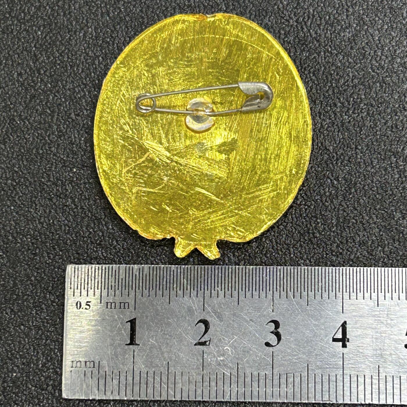 西秦中古拍卖第七十一期 越南胡志明老战士证章 