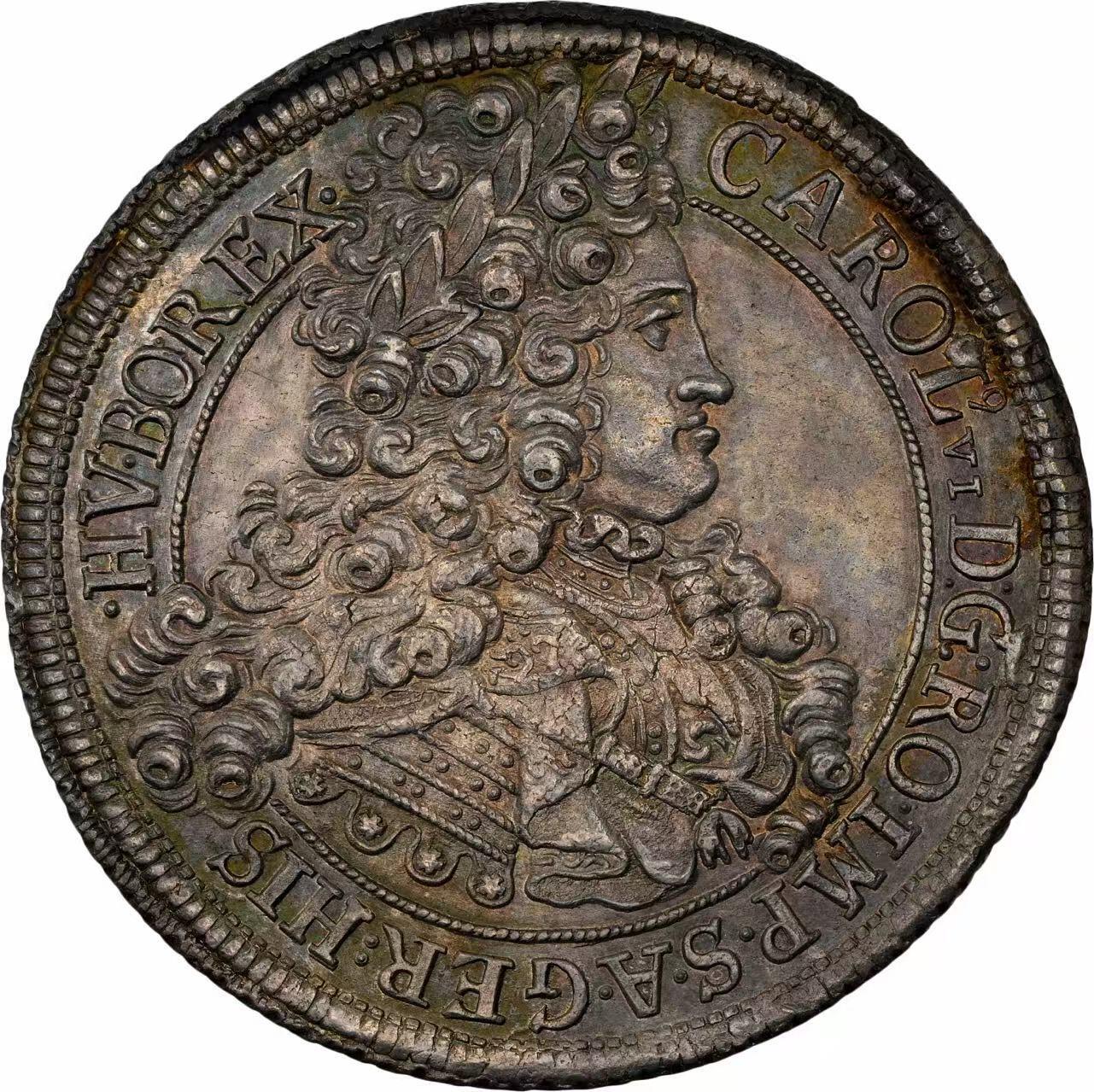 万国钱币拍卖第058期（万国新年大拍） NGC MS62 1715/12年神圣罗马帝国匈牙利卡尔六世双头鹰大泰勒 罕见骑字年份 NGC唯一评论记录冠军分 特兰西瓦尼亚造币厂铸 极为罕见的珍惜神罗泰勒品种 卡尔六世半身像设计仅使用2年 充满光泽的欧陆油彩包浆在币面闪闪发光 双面深打细节完整保留 十几年前HA非骑字年份63分的成交价就超过6000美金 错过难寻的顶级收藏品质