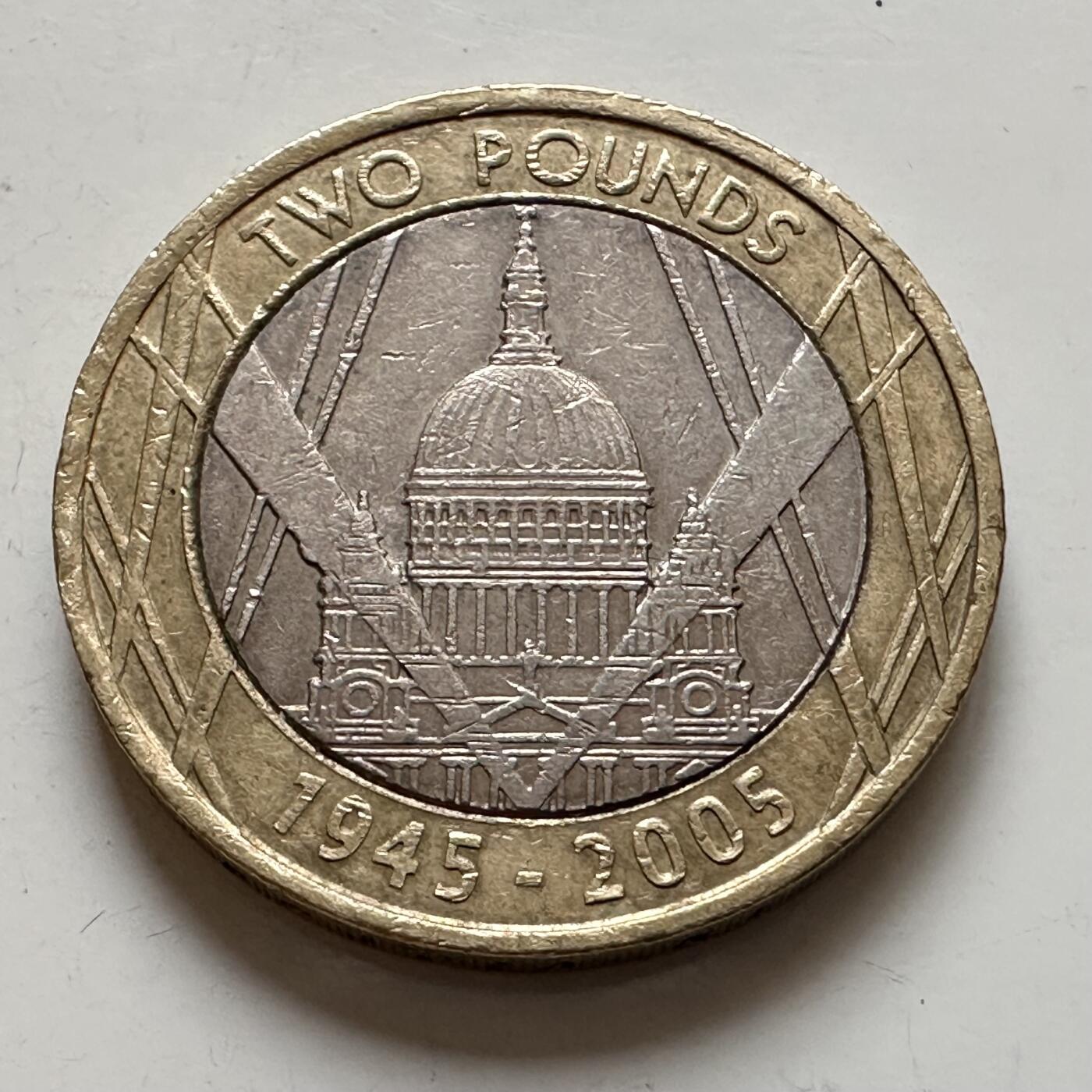 🌹外币初藏🌹🐯2026年第1场  每周二四六晚8️⃣点 接代拍 英国2005年2英镑纪念币